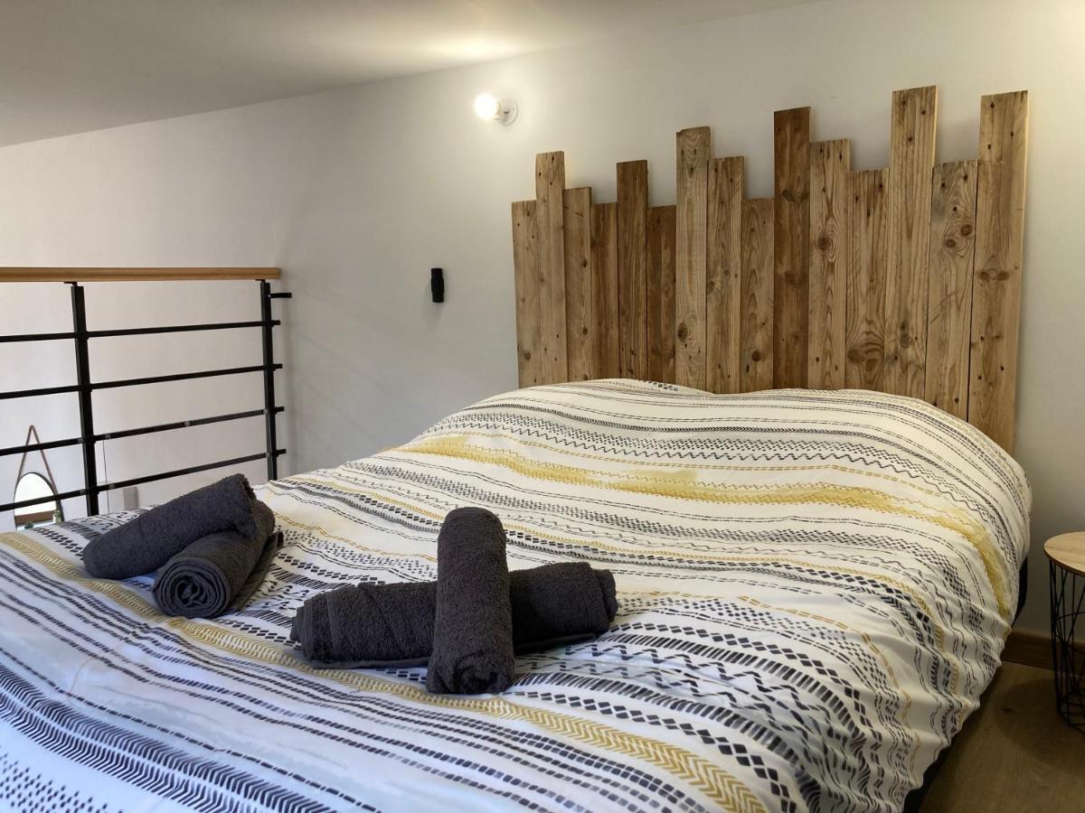Appartement Au Coeur D'Espalion La Cabane Du Lot Ngoại thất bức ảnh